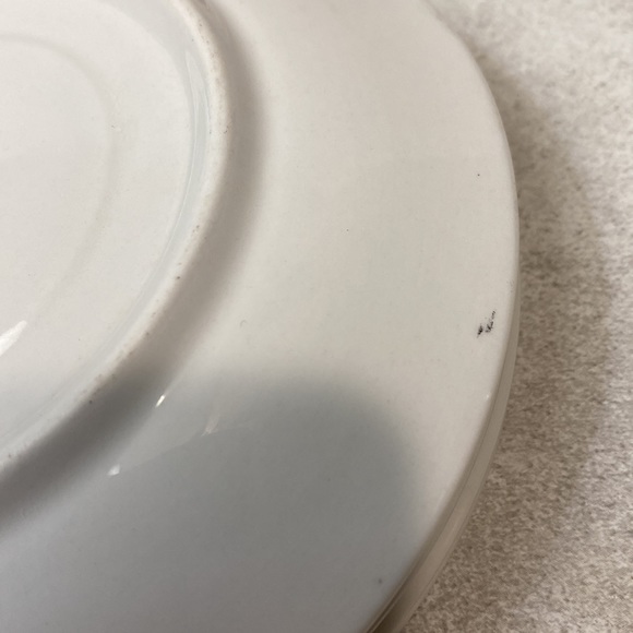 🟣3 Vintage China Pearl saucers. Rose Poppy Mum Seashell Flower - Picture 6 of 7